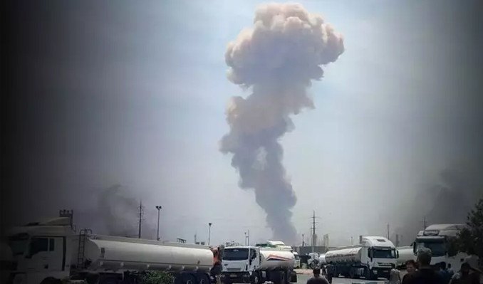 İsrail İran’ın en büyük doğal gaz sahasını vurdu