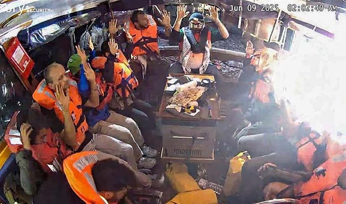 İsrail’den tartışmalı karar: 8 aktivist gözaltında kalmaya devam edecek