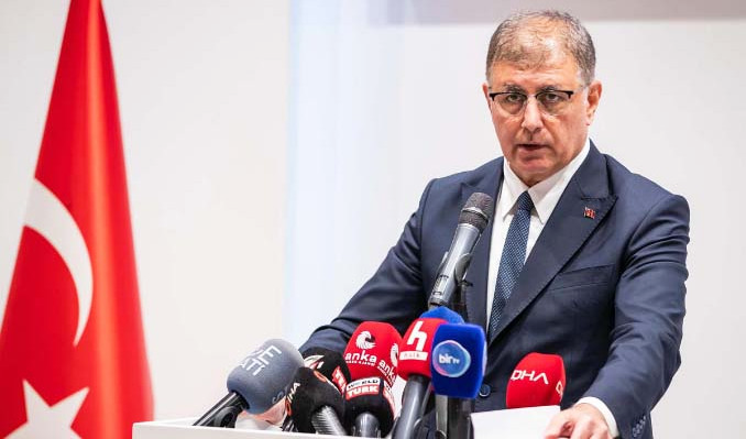 İzmir Büyükşehir Belediyesi, 1030 kişiyi işten çıkarıyor