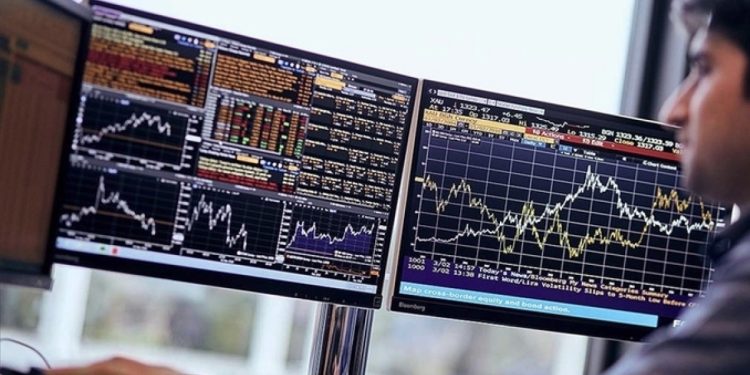 BİST haftanın son işlem gününde 2 hisseye tedbir getirdi