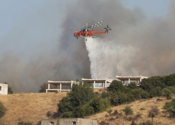 Çanakkale’de yangın kontrol altına alındı: 4 kişi gözaltında