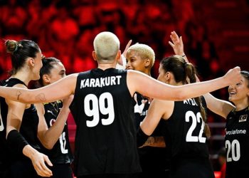 ‘Filenin Sultanları’ son 16 turuna yükseldi