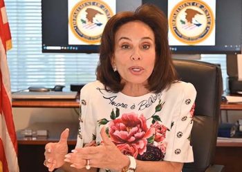 TV sunucusu Washington Bölge Savcısı oldu