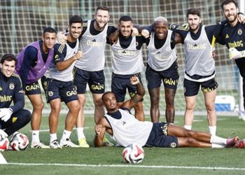 Derbi öncesi son hazırlık: Fenerbahçe kampta