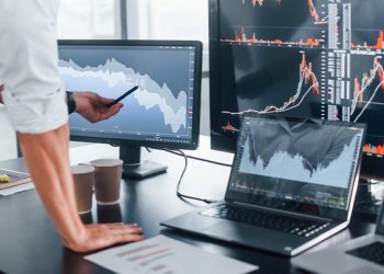 Küçük yatırımcı yeniden borsaya dönüyor