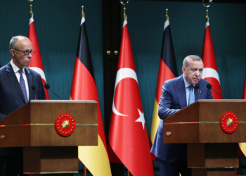 Erdoğan Merz’e fırça attı: Gazze’deki katliamı görmüyor musunuz