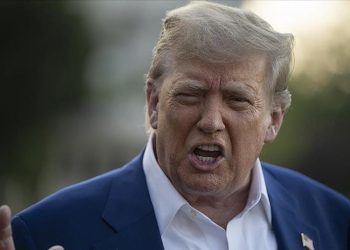 Trump: Chicago Belediye Başkanı ve Illinois Valisi hapse atılmalı