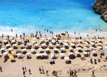 Türkiye’nin turizm geliri yılın üçüncü çeyreğinde yıllık bazda yüzde 3,9 arttı