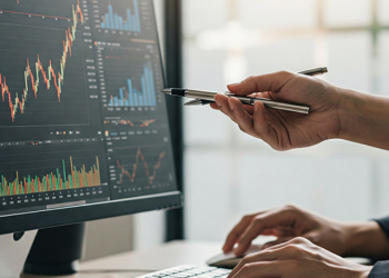 Üç büyük şirketin 9 aylık Karnesi: Akbank güçlü, TAV geriledi, Ereğli zayıfladı