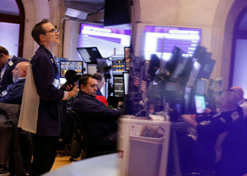 Wall Street güne kırmızıyla başladı!