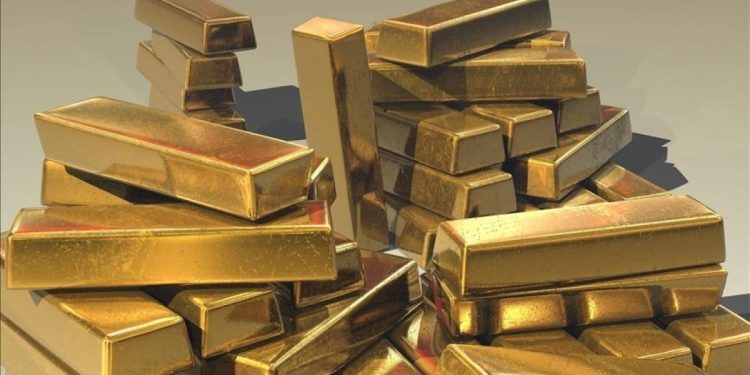 Altın yeni haftaya güçlü başladı