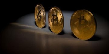Bitcoin eriyor: Fiyat 6 ayın en düşük seviyesinde!
