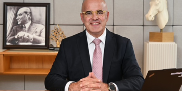 Sabancı’dan ikinci yüzyılın dönüşüm hızına uygun yeni yönetim modeli