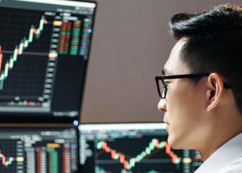 Ticaret sektöründe 6 ayın en yüksek getirileri