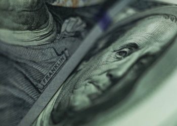 Dolar dibi gördü mü? İbre tersine dönüyor