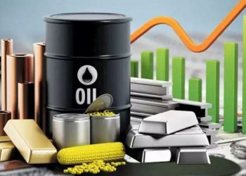 Gümüş rekor kırdı, altın geriledi: Emtia piyasalarında sert ayrışma