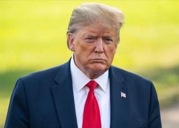 Trump, Afrika’ya da el attı