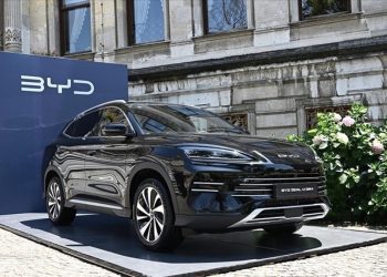 Bakan Bolat’tan BYD açıklaması: Problem yok, süreç takip ediliyor