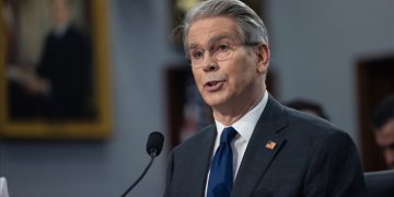 Scott Bessent: Vergi iadeleri şirketlere yarayacak